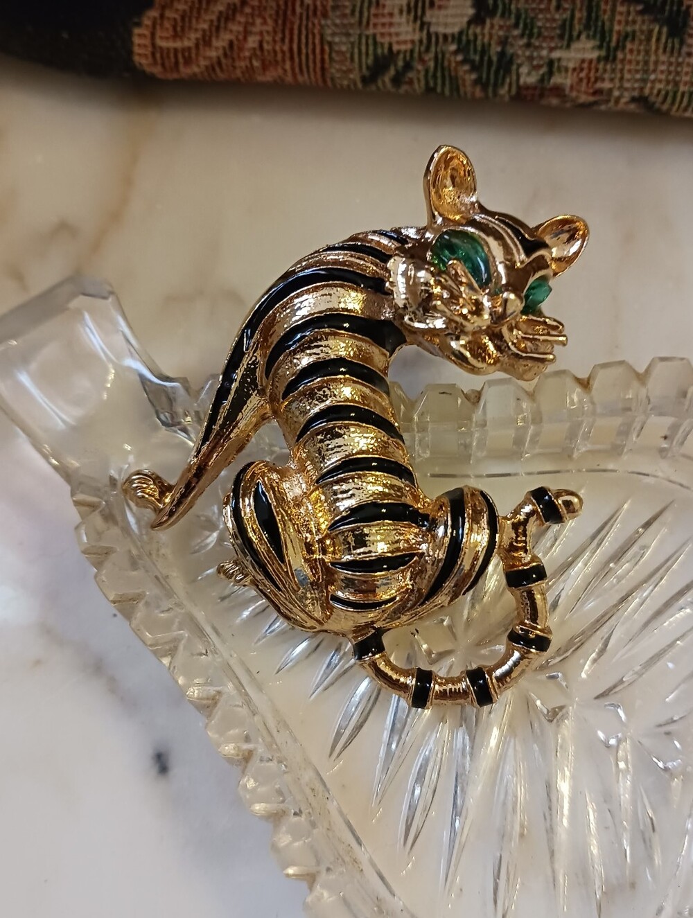 Vintage Green-Eyed Tiger Pin, 1960s Goldtone Brooch
